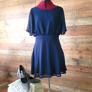 FOREVER 21 flutter sleeve Midi dress...size large